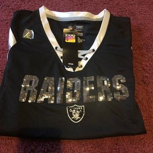 Oakland Raiders women’s team apparel